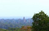 Widok ze szczytu Phnom Bakheng na Angkor wAT